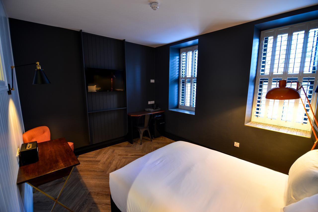 The Continental Boutique Residence Голуэй Экстерьер фото