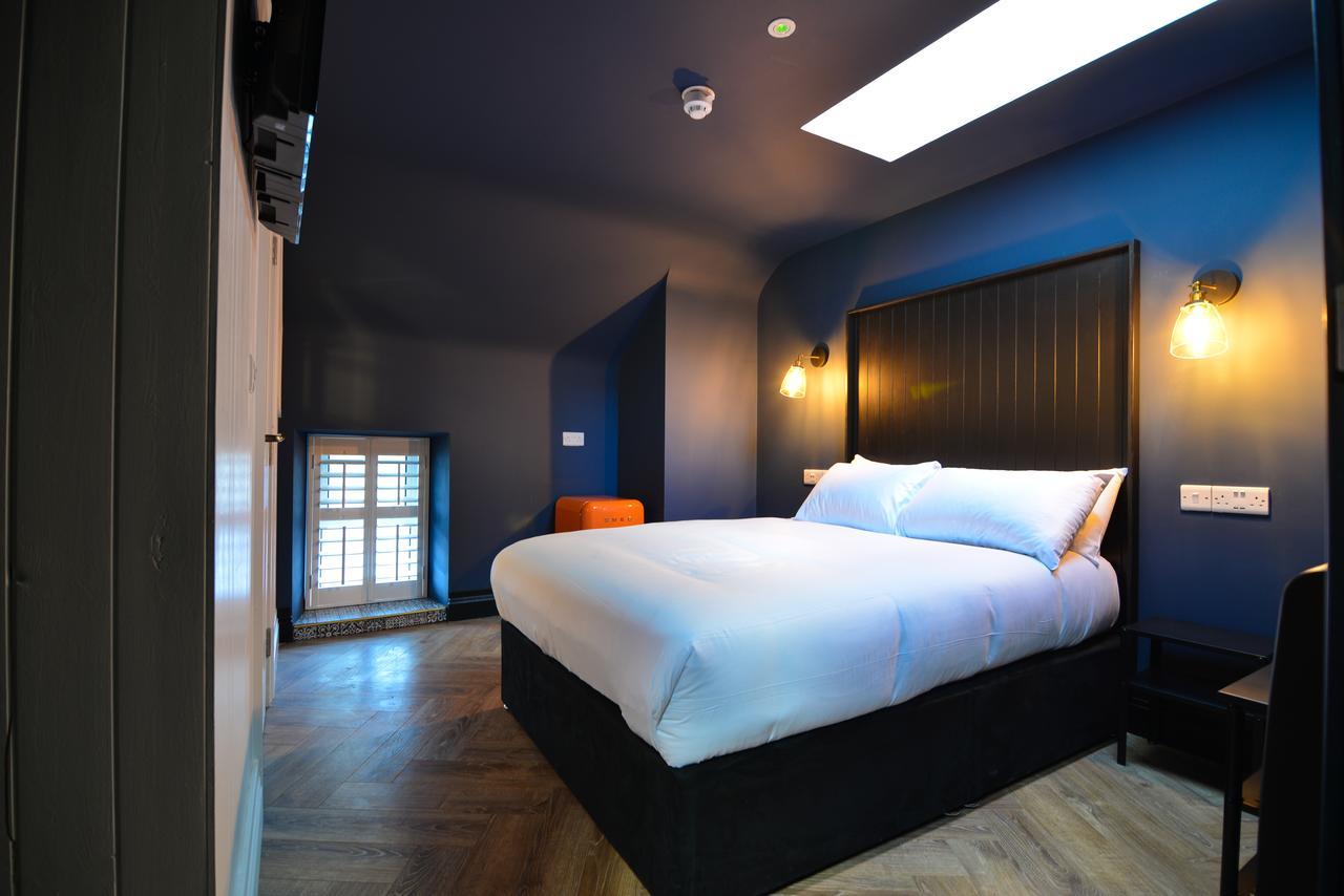 The Continental Boutique Residence Голуэй Экстерьер фото