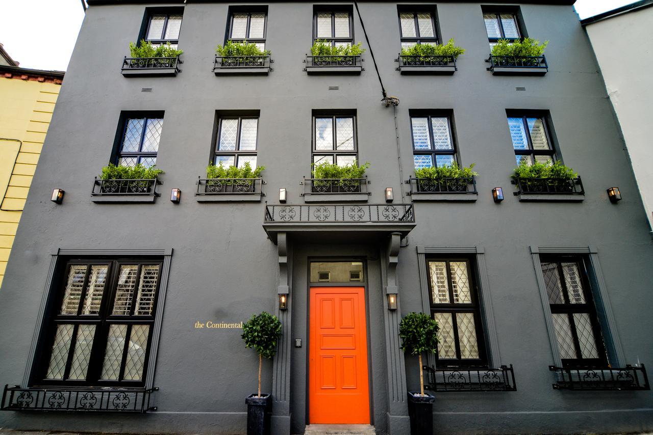 The Continental Boutique Residence Голуэй Экстерьер фото