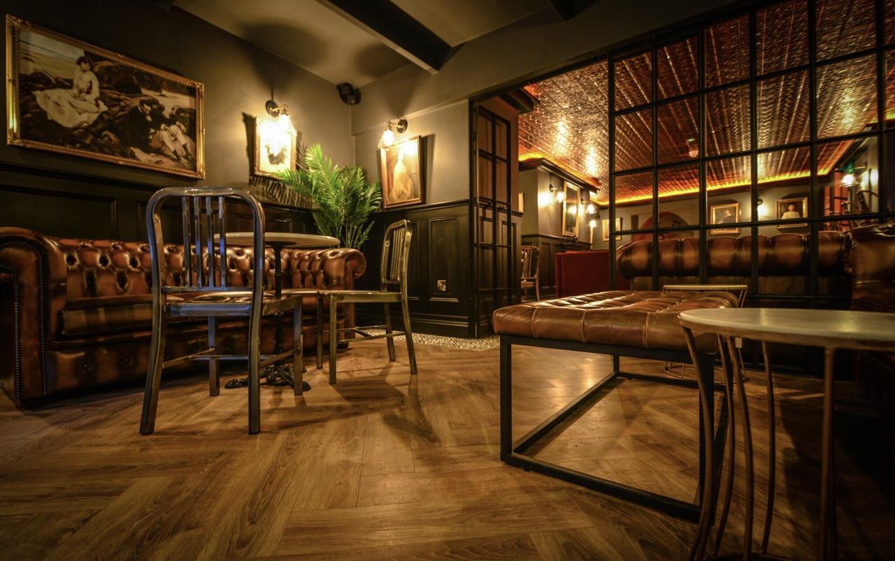 The Continental Boutique Residence Голуэй Экстерьер фото